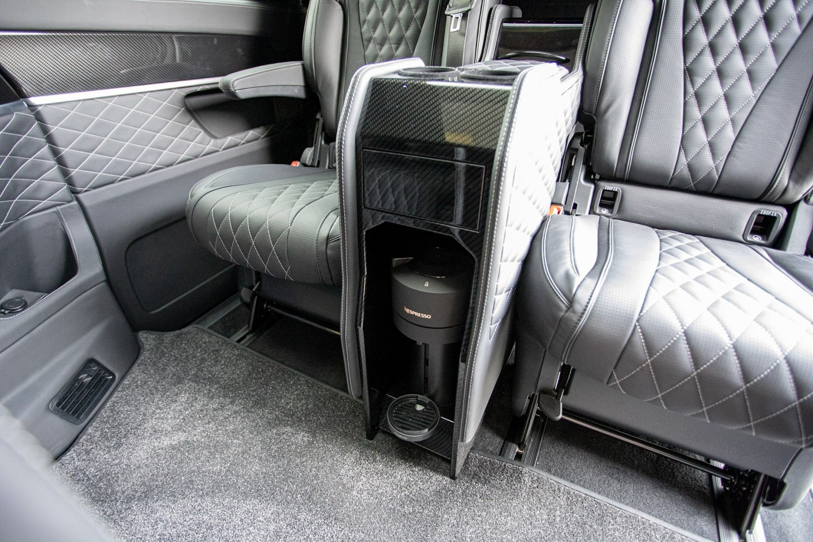 2024-VIP-V-Class-Black-9